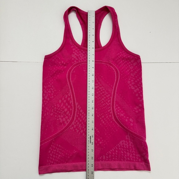 Bundle of 2 Lululemon Swiftly Tech Racerback Tank Top Pink Green Shirt Sz 6 - Picture 10 of 16